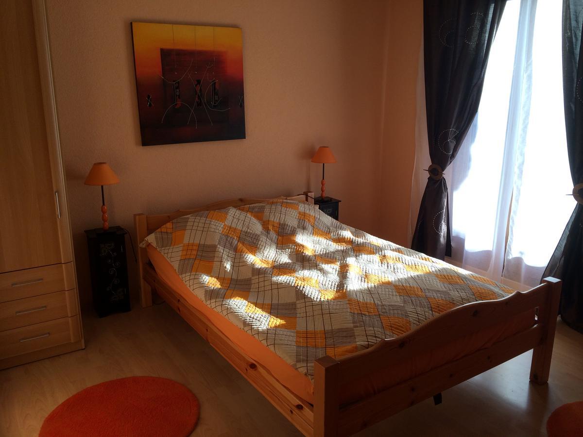 Bnb Parisod Aigle Εξωτερικό φωτογραφία