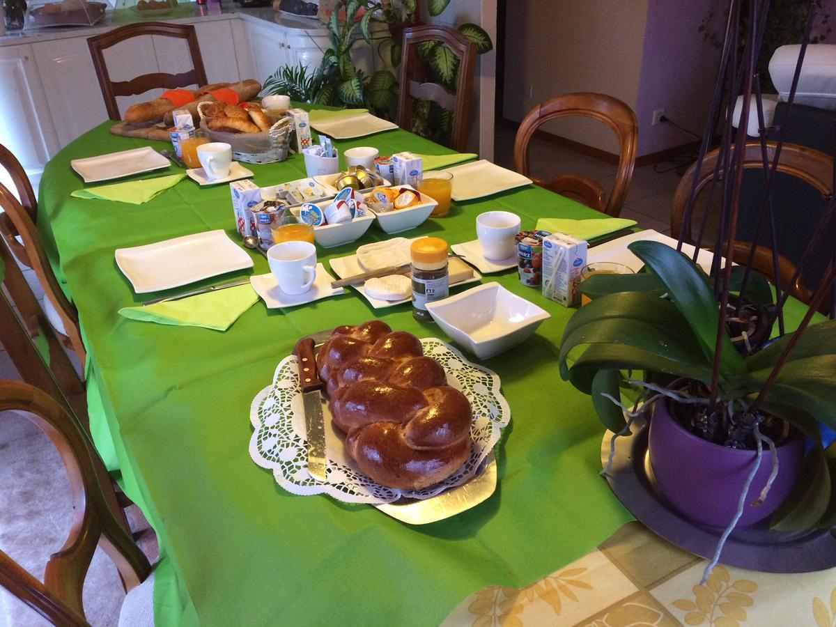 Bnb Parisod Aigle Εξωτερικό φωτογραφία